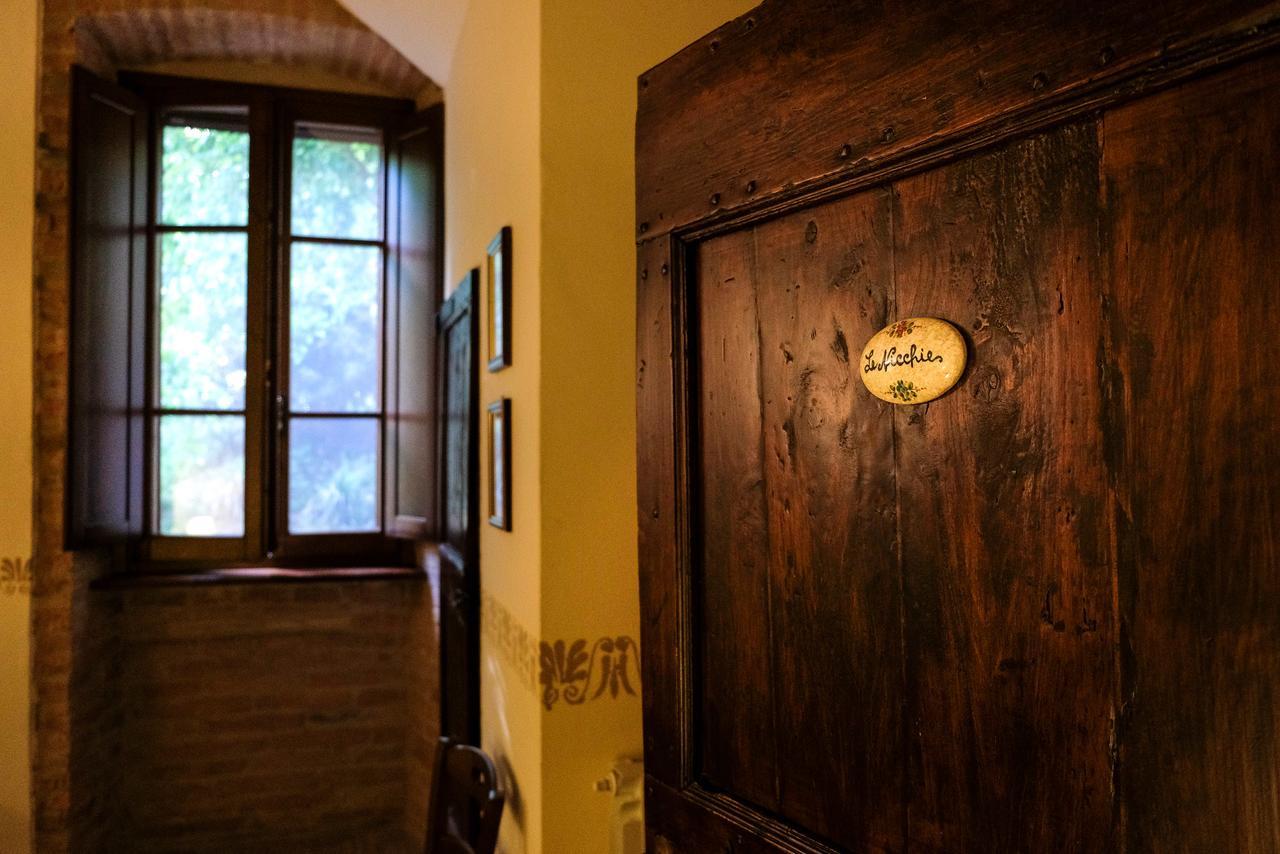 Agriturismo Casale Dei Frontini San Terenziano Kültér fotó
