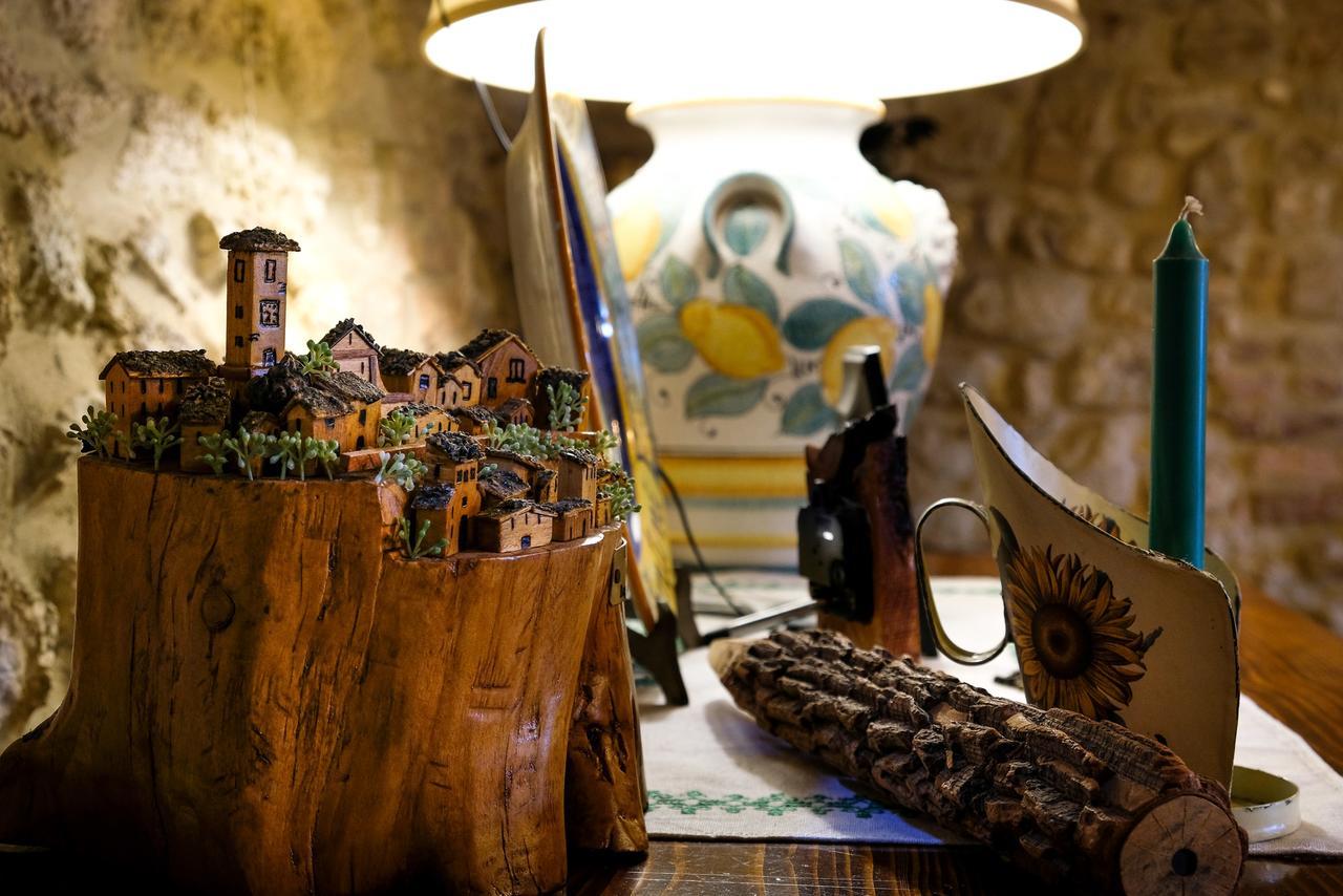 Agriturismo Casale Dei Frontini San Terenziano Kültér fotó