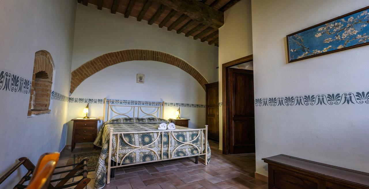 Agriturismo Casale Dei Frontini San Terenziano Kültér fotó
